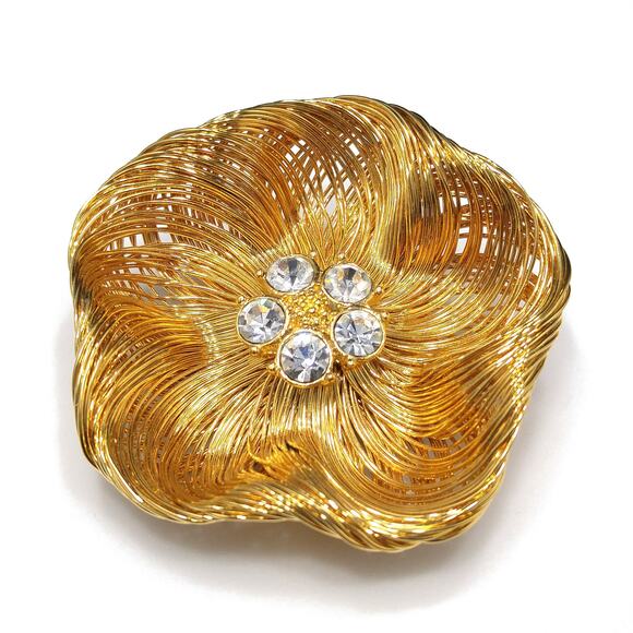 Monet Wire Wrapped Rhinestone Flower Brooch, Gold Plated, 1980s Vintage Jewelry - Picture 6 of 10